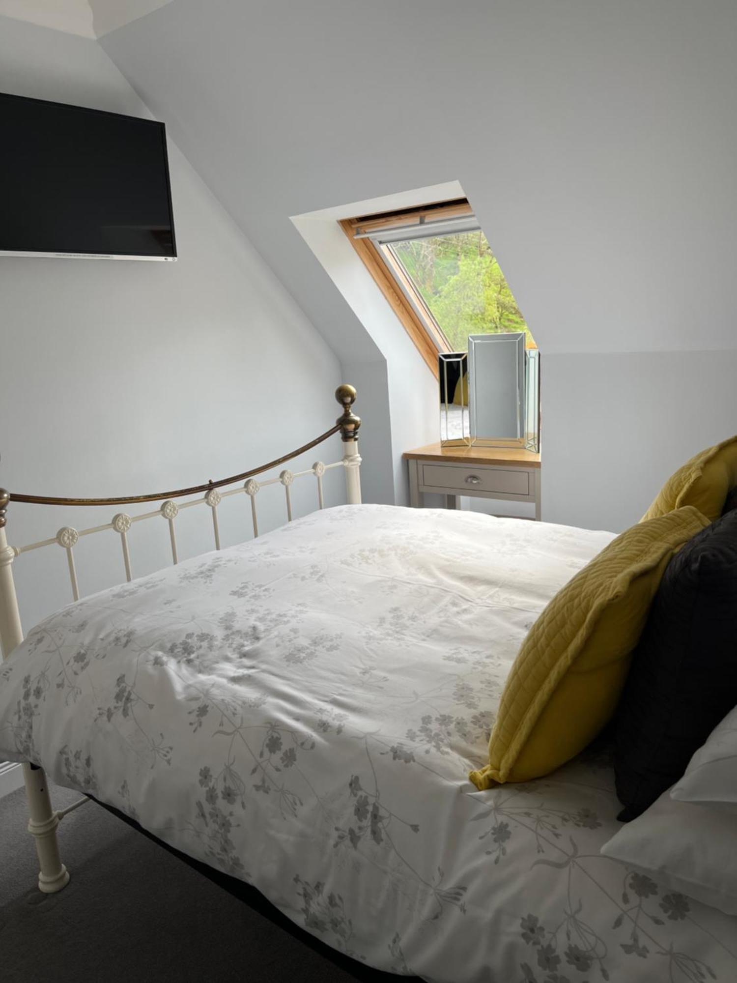 Tigh Na Drochaid, Glen Nevis - Entire Apartment ฟอร์ตวิลเลียม ภายนอก รูปภาพ