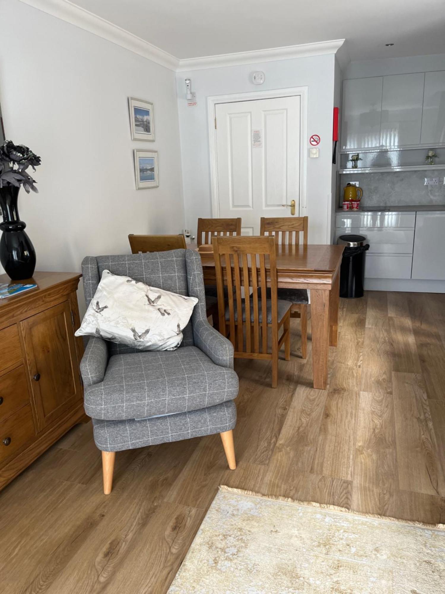 Tigh Na Drochaid, Glen Nevis - Entire Apartment ฟอร์ตวิลเลียม ภายนอก รูปภาพ