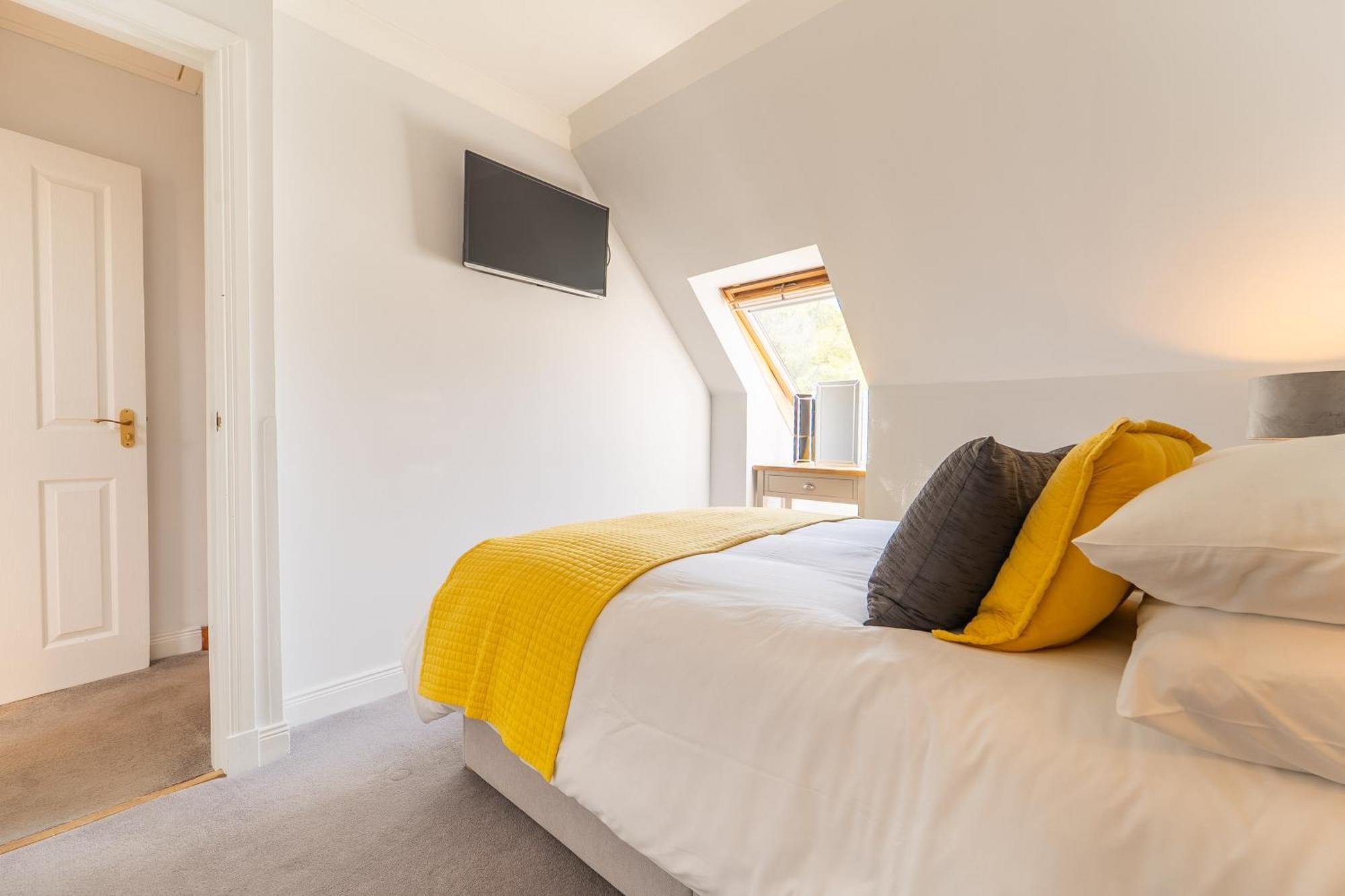 Tigh Na Drochaid, Glen Nevis - Entire Apartment ฟอร์ตวิลเลียม ภายนอก รูปภาพ