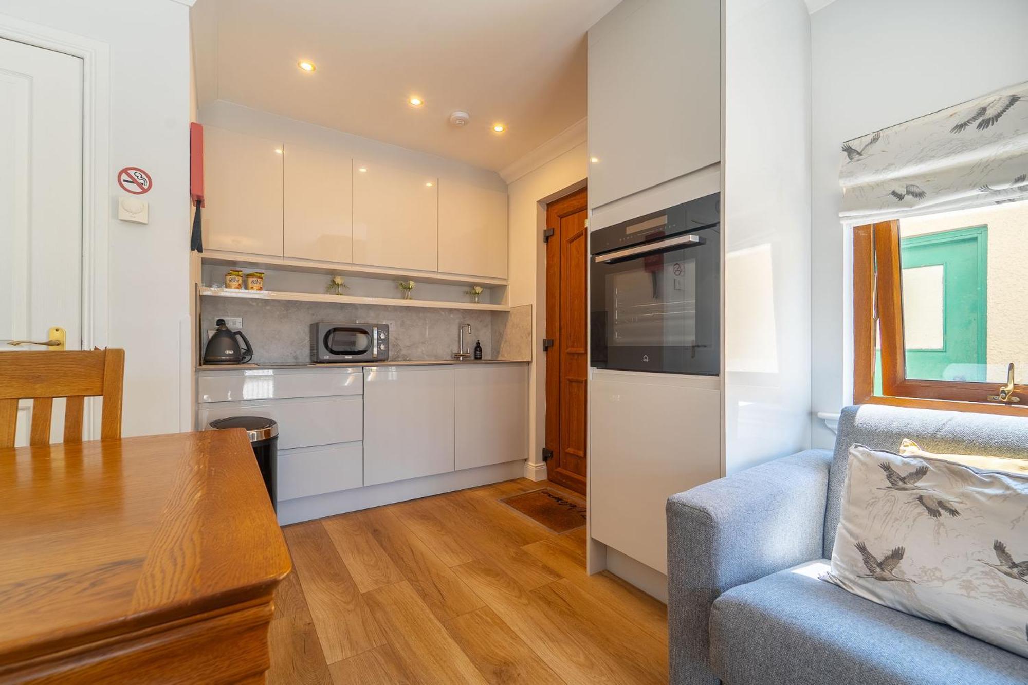 Tigh Na Drochaid, Glen Nevis - Entire Apartment ฟอร์ตวิลเลียม ภายนอก รูปภาพ